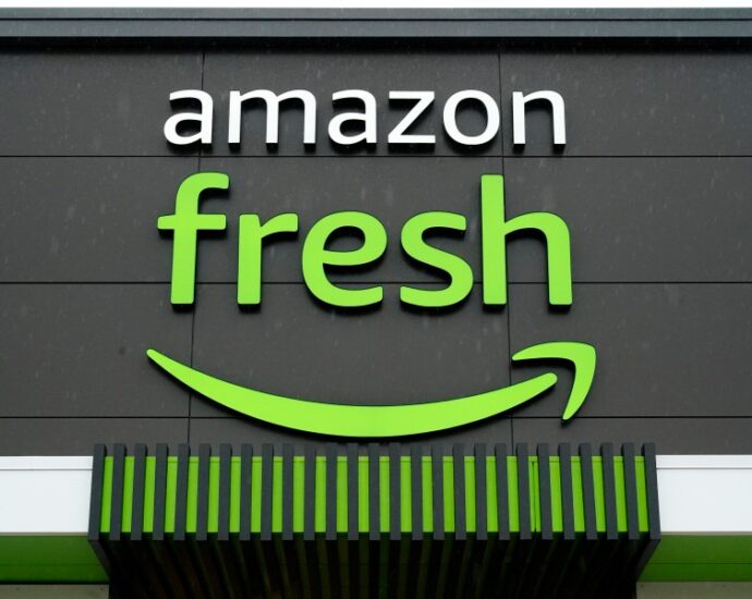 amazon-is-removing-just-walk-out-technology-from-its-fresh-grocery-stores-in-the-us