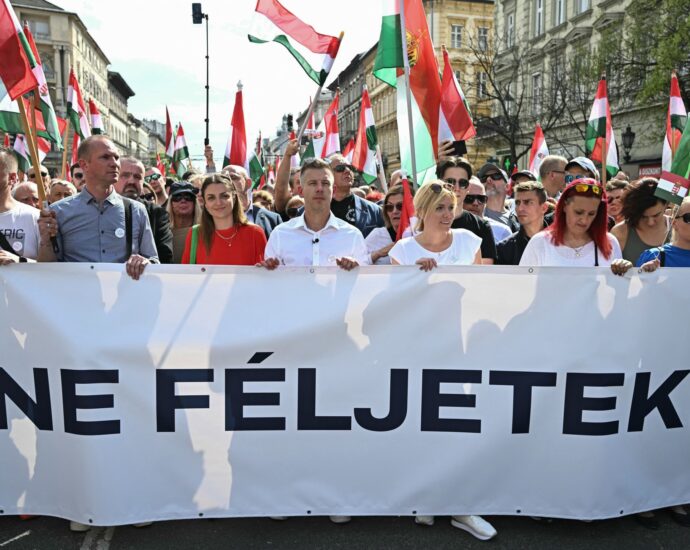 thousands-demonstrate-in-anti-orban-protest-in-hungary