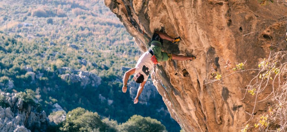 lebanon’s-rock-climbing-renaissance