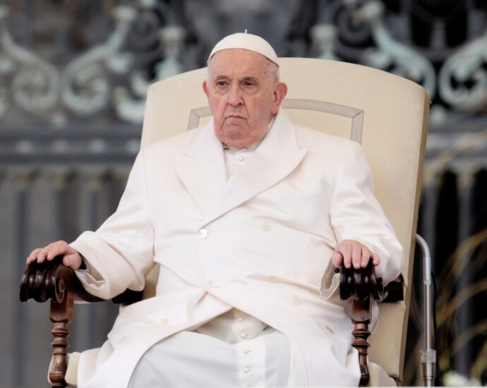vatican-denounces-gender-affirming-surgery,-gender-theory-and-surrogacy