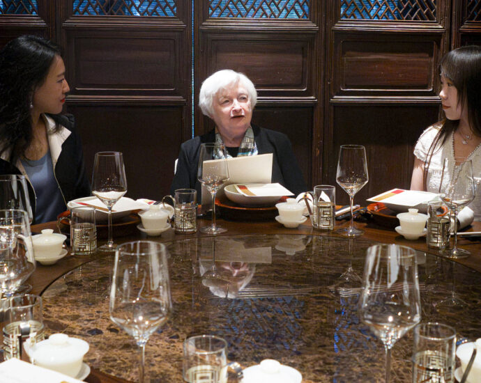 culinary-diplomacy:-the-internet-is-obsessed-with-what-janet-yellen-eats-in-china