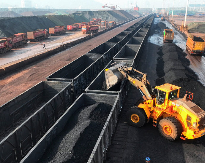 driven-by-china,-coal-plants-made-a-comeback-in-2023