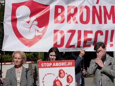 polish-lawmakers-vote-to-move-forward-with-work-on-lifting-near-total-abortion-ban