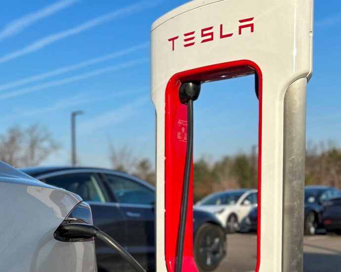 tesla-to-lay-off-more-than-10-percent-of-staff-worldwide-amid-falling-sales