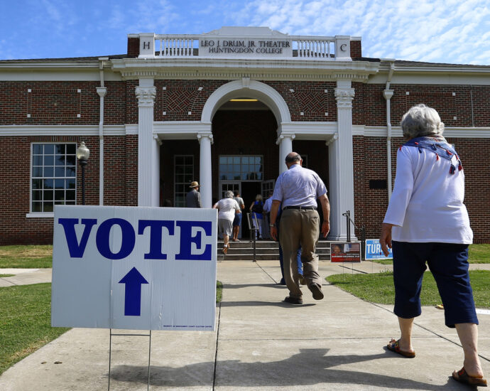 voters-in-alabama’s-new-congressional-district-return-to-the-polls-for-primary-runoffs