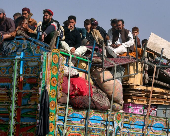 why-is-pakistan-expelling-afghan-refugees?