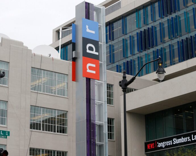 npr-editor-resigns-after-accusing-us-outlet-of-liberal-bias