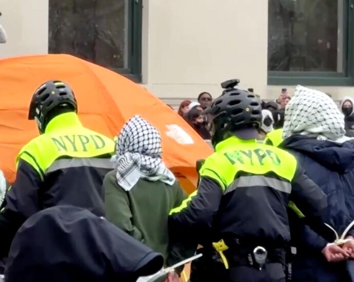 over-100-pro-palestine-protesters-arrested-at-us-university