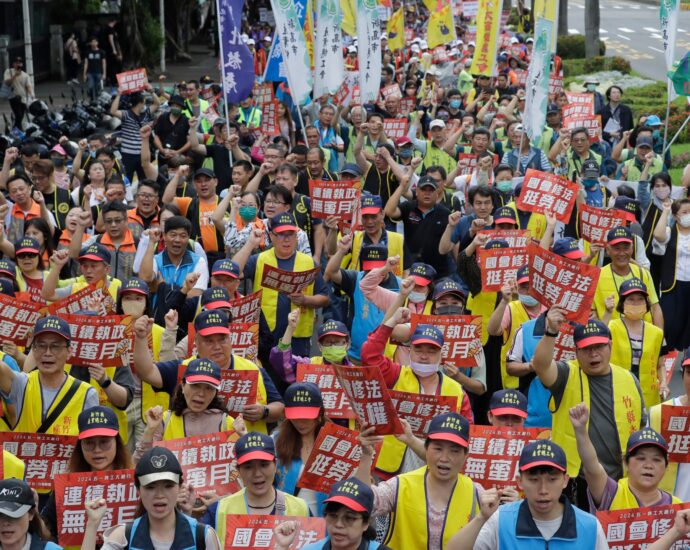 photos:-may-day-rallies-across-asia-demand-improved-labour-rights