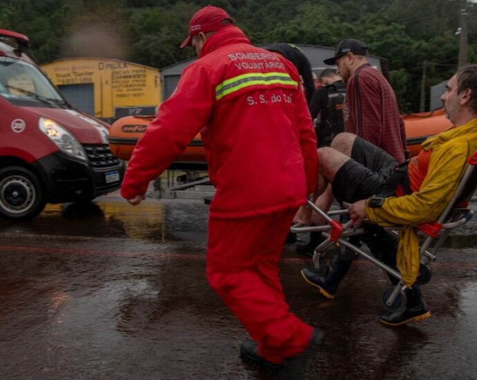 ‘it’s-going-to-be-worse’:-brazil-braces-for-more-pain-amid-record-flooding