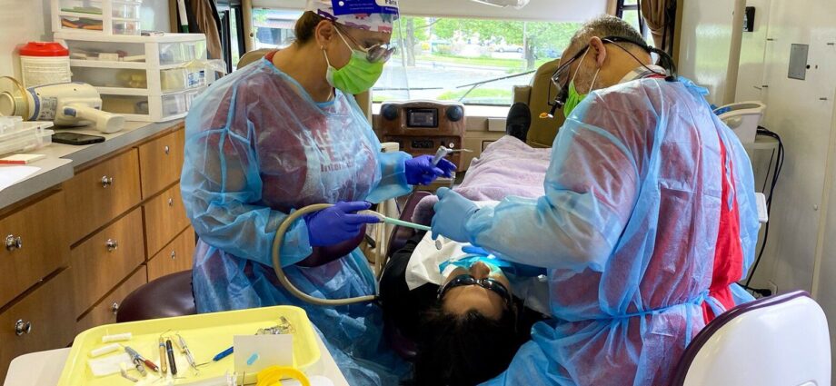 the-northwest’s-‘dental-care-divide’-is-becoming-a-crisis