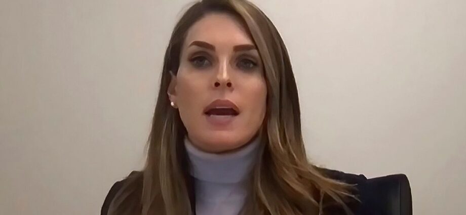 hope-hicks-breaks-down-in-tears-during-the-traitor-hush-money-trial