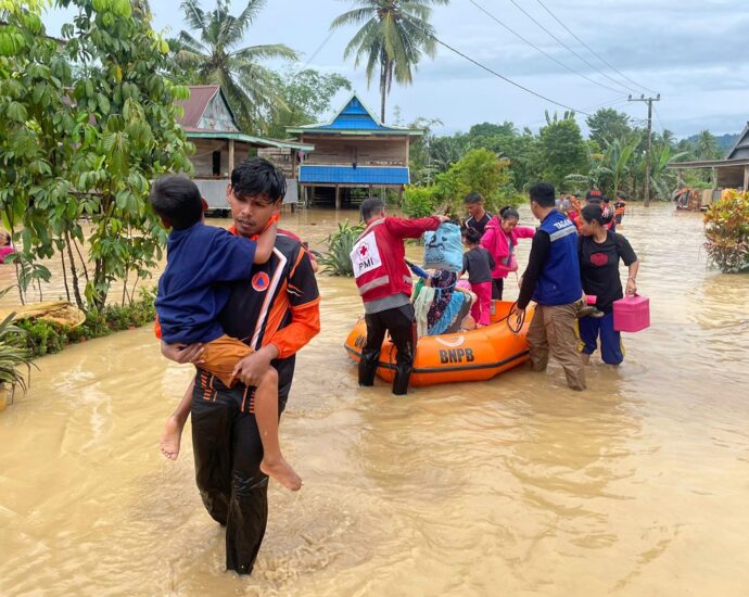 landslides,-floods-sweep-indonesia’s-south-sulawesi,-killing-15-people