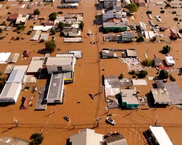 severe-floods-inundate-brazil’s-southernmost-state,-displacing-thousands