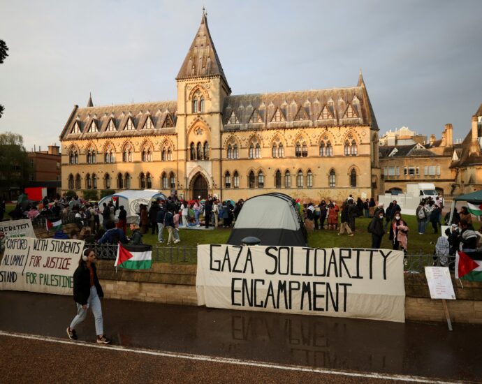 uk-students-join-pro-palestine-protests