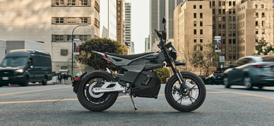 ryvid-outset-launched-as-$5,995-us-built-electric-motorcycle