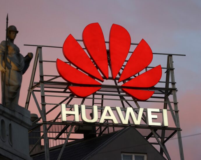 us-cancels-export-licenses-of-suppliers-to-china’s-huawei