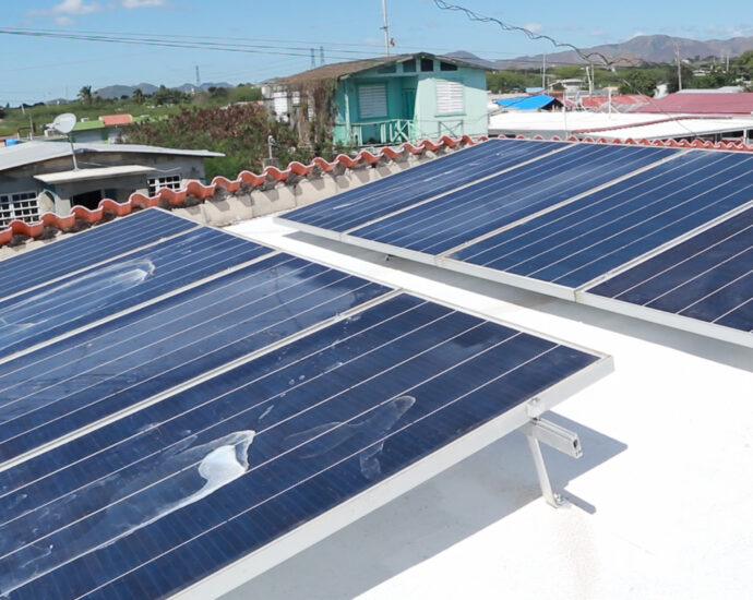 a-puerto-rico-community-pushes-for-rooftop-solar-as-fossil-fuel-plants-face-retirement