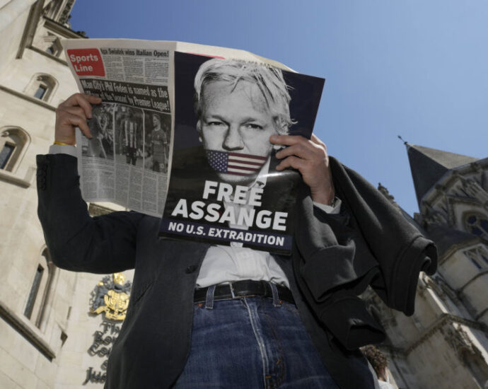 julian-assange-granted-right-to-challenge-us.-extradition-request