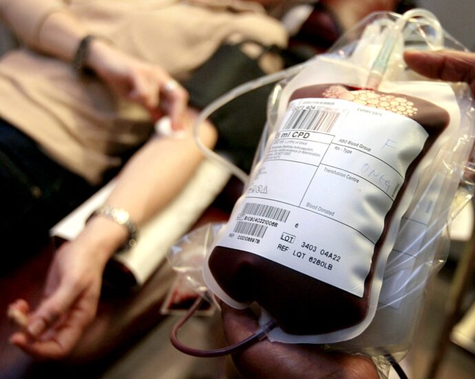 uk-infected-blood-scandal-victims-to-receive-final-compensation-this-year