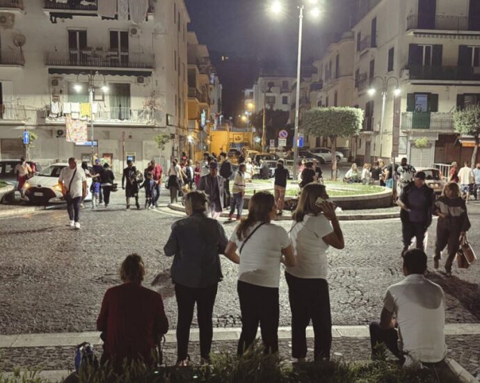 hundreds-of-residents-evacuated-after-4.4-magnitude-quake-in-southern-italy