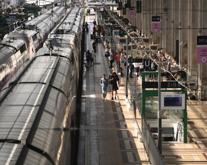 french-rail-network-partially-restored-after-olympic-day-‘sabotage’