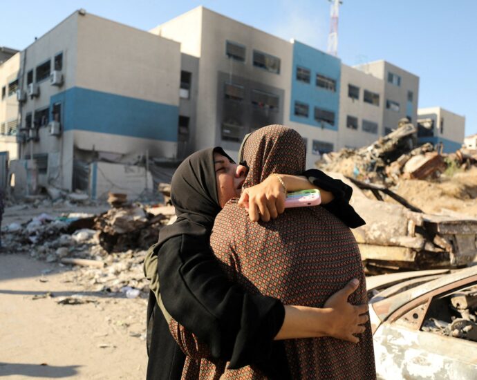 israel-kills-dozens-of-displaced-palestinians-in-gaza-amid-more-evacuations