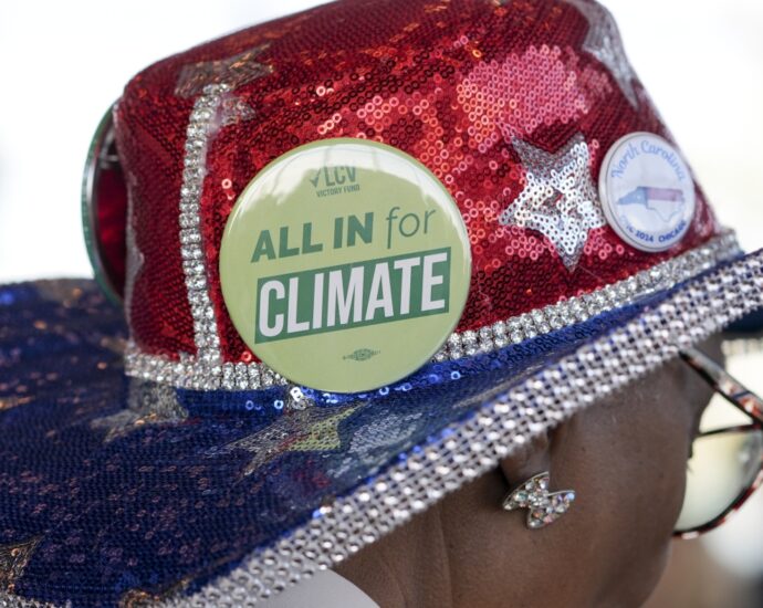 climate-change-to-get-its-moment-in-the-sun-at-democratic-convention-on-thursday