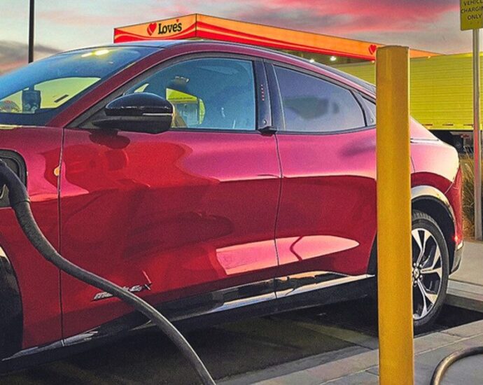 love’s-is-deploying-a-lot-of-ev-charging-stations-across-the-us