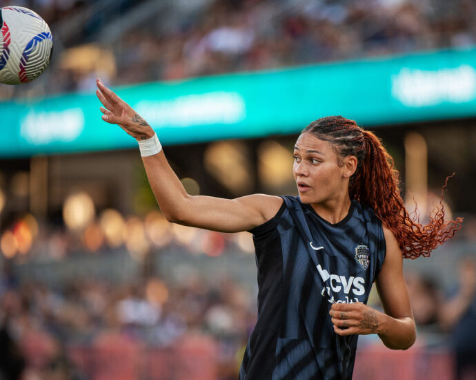 nwsl-grants-unrestricted-free-agency-to-players,-eliminates-draft