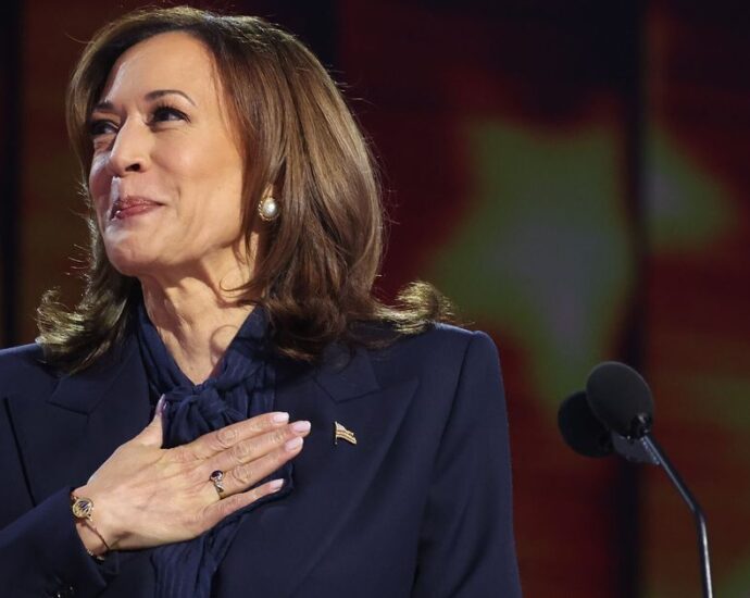 democratic-convention-anoints-harris-as-a-commander-in-chief-ready-to-lead