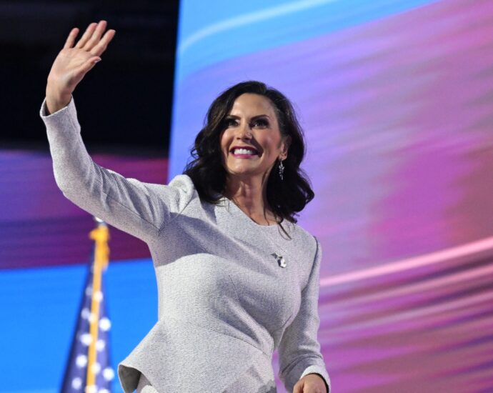 gretchen-whitmer-takes-jabs-at-the-traitor:-‘americas-worst-traitor-doesn’t-know-you-at-all’