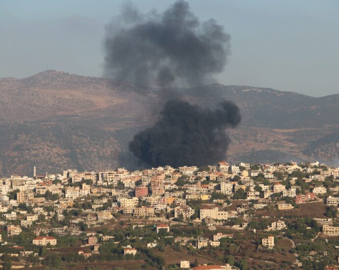 israeli-strikes-in-lebanon-kill-at-least-eight,-including-one-child