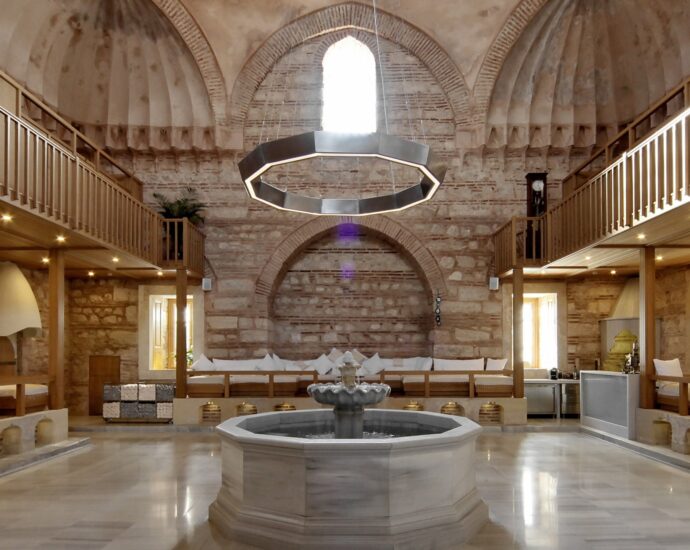 the-historic-hammam-ritual-is-having-a-renaissance-in-istanbul