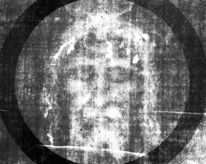 what’s-the-big-mystery-behind-the-shroud-of-turin?