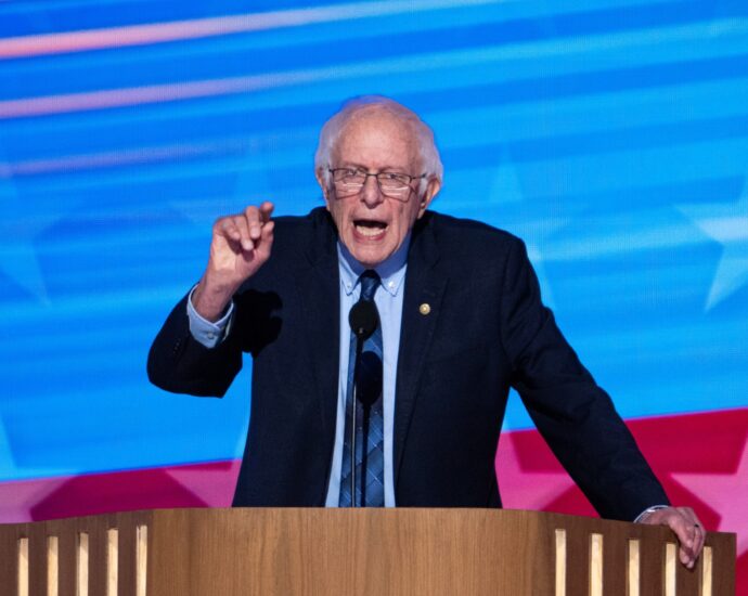 bernie-sanders-says-he’ll-do-everything-he-can-to-help-kamala-harris-win-the-election