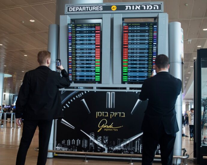 airlines-suspend-flights-over-clashes-between-israel-and-hezbollah