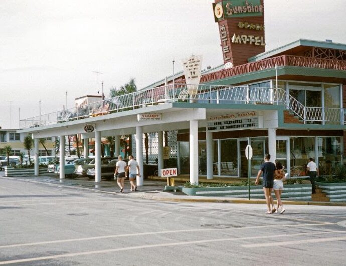 found-photos-of-motels-and-hotels-in-the-u.s-in-the-1960s-and-’70s