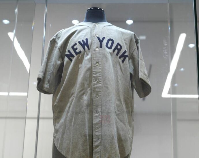 does-it-matter-if-babe-ruth-‘called-shot’-in-1932-world-series?-his-jersey-sells-for-$24-million