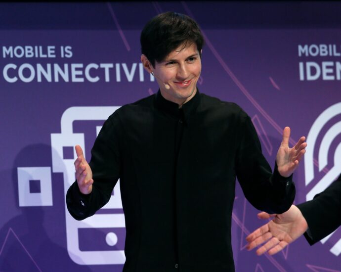 uae-weighs-in-on-telegram-ceo-pavel-durov’s-detention-by-france