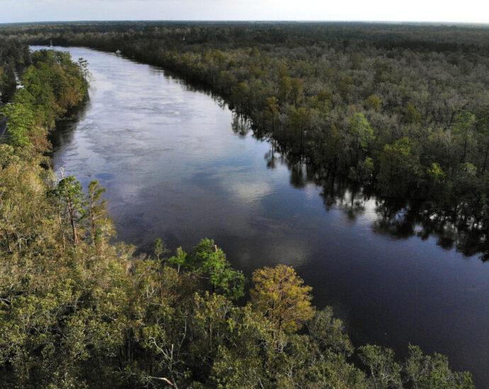 nonprofit-law-center-asks-epa-to-take-over-water-permitting-in-nc.