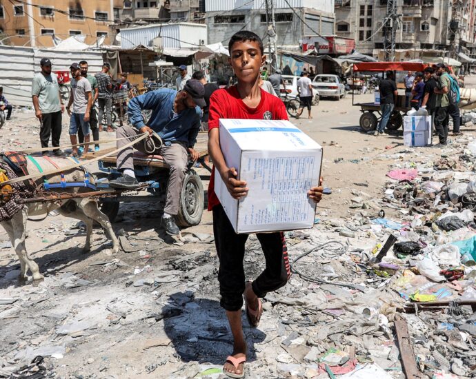 aid-delivery-in-gaza-is-nearly-impossible.-why-hasn’t-the-us-intervened?