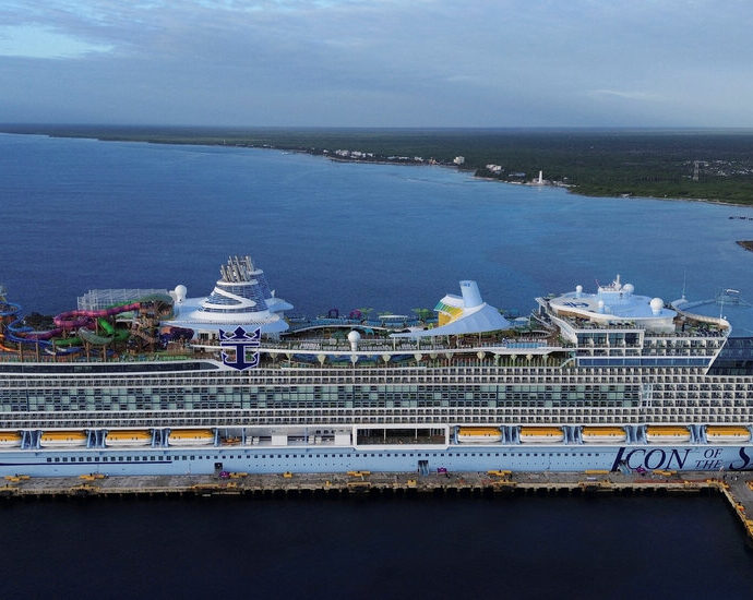 cruise-lines-build-bigger-ships-as-demand-grows