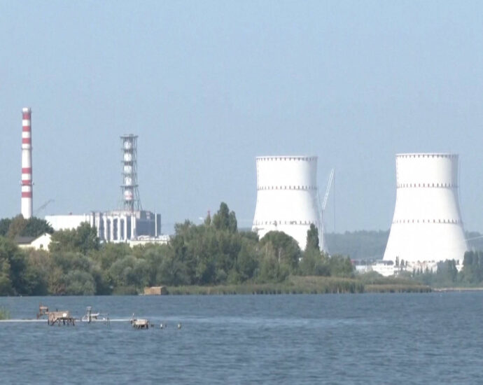 warnings-of-nuclear-catastrophe-as-power-plants-in-russia-and-ukraine-at-risk-amid-escalating-war