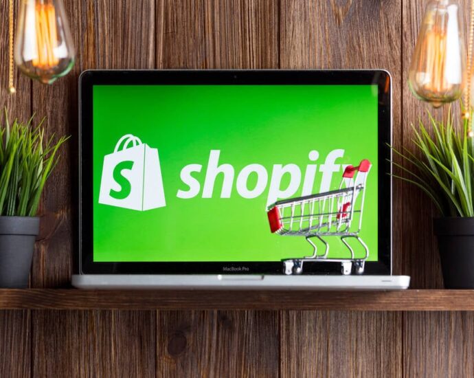 ex-windows-boss-who-tried-to-save-the-start-menu-now-shopify-tech-wizard