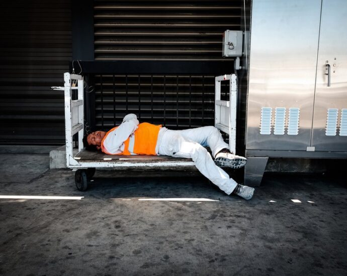 workers-are-bearing-the-brunt-of-extreme-heat