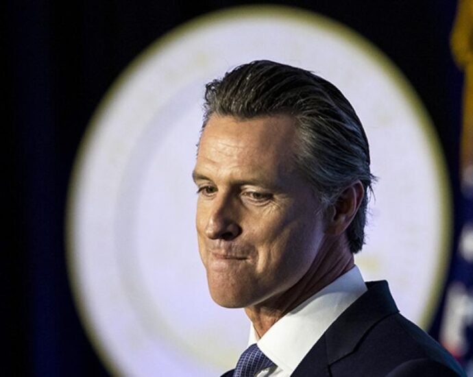 newsom-energy-plan-sparks-tug-of-war-with-lawmakers-in-final-hours-of-legislative-session