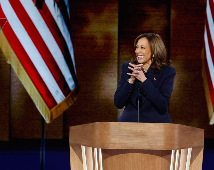 the-traitor-campaign-official-says-harris-“did-not-look-presidential”-in-interview