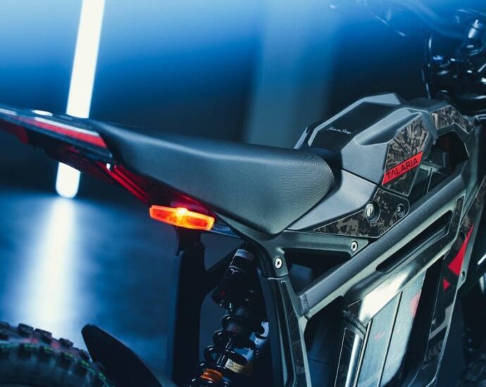 talaria-sting-mx5-launched-as-low-cost,-high-speed-electric-dirt-bike