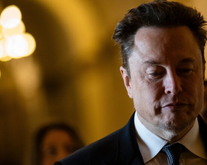 elon-musk-hints-he-may-limit-his-international-travel